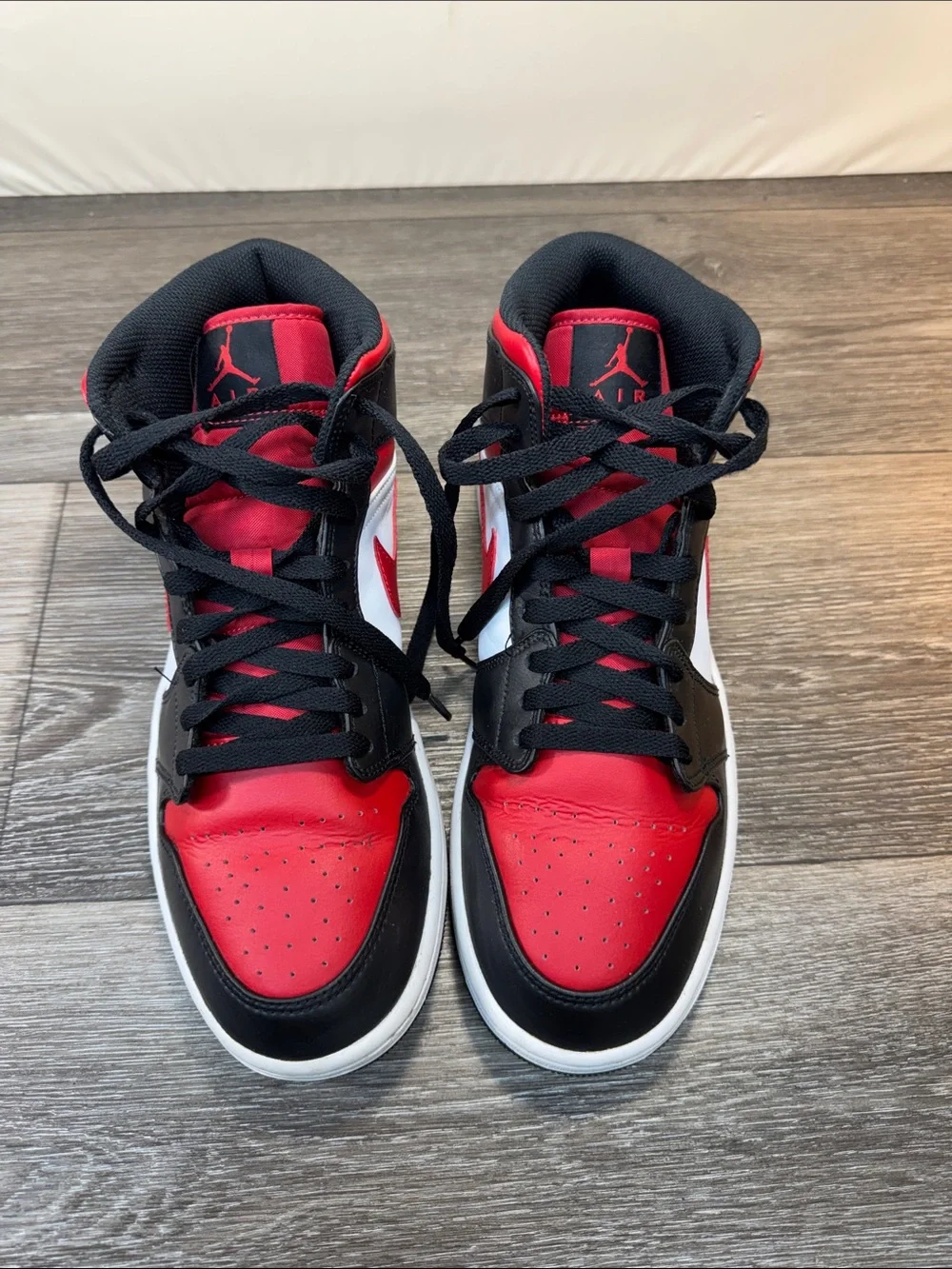 Jordan stylish sneakers